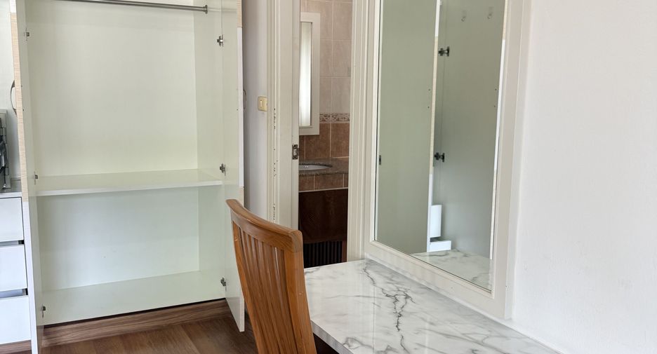 For rent 1 bed apartment in Khlong Toei, Bangkok