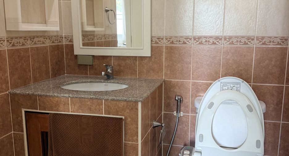 For rent 1 bed apartment in Khlong Toei, Bangkok