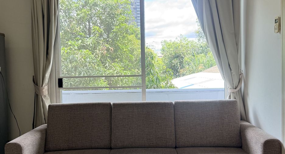 For rent 1 bed apartment in Khlong Toei, Bangkok