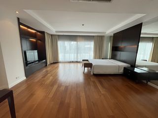 For rent 4 ベッドルーム apartment in Pathum Wan, Bangkok