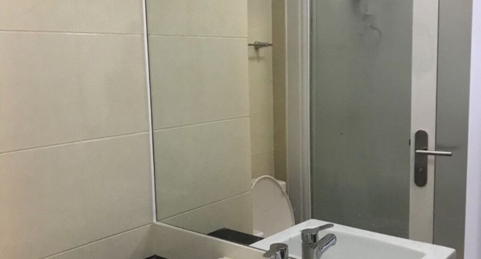 À vendre 1 chambre condo à Huai Khwang, Bangkok