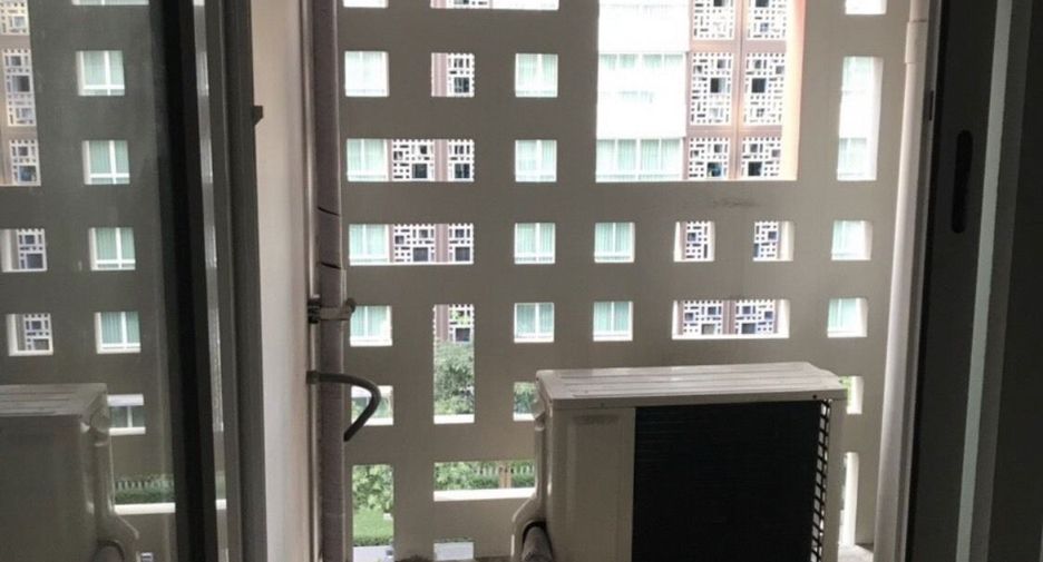 À vendre 1 chambre condo à Huai Khwang, Bangkok