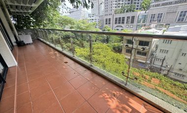 For rent 3 bedrooms apartment in Pathum Wan, Bangkok