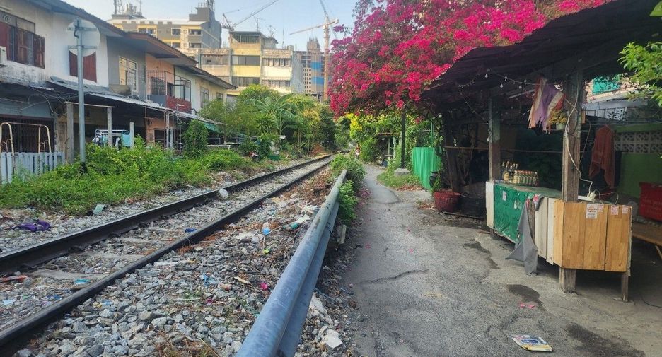 For sale land in Chom Thong, Bangkok