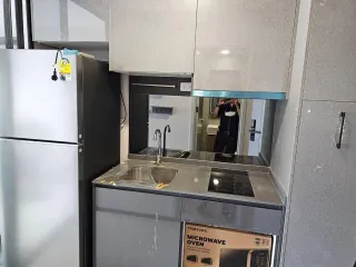 Wohnung zur Miete mit Studio in Bang Rak, Bangkok