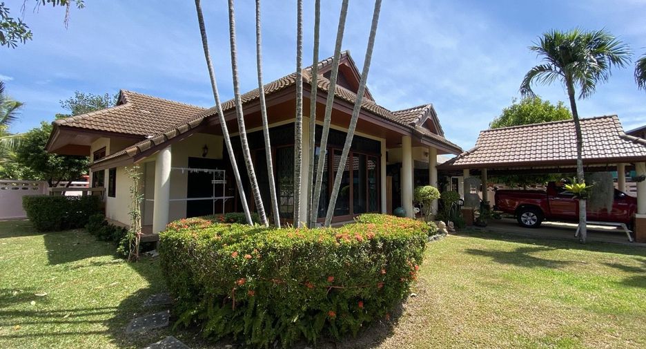 For sale 6 bedrooms villa in Mueang Phuket, Phuket