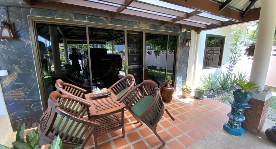 For sale 6 bedrooms villa in Mueang Phuket, Phuket