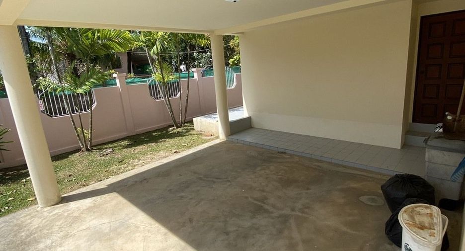 For sale 6 bedrooms villa in Mueang Phuket, Phuket