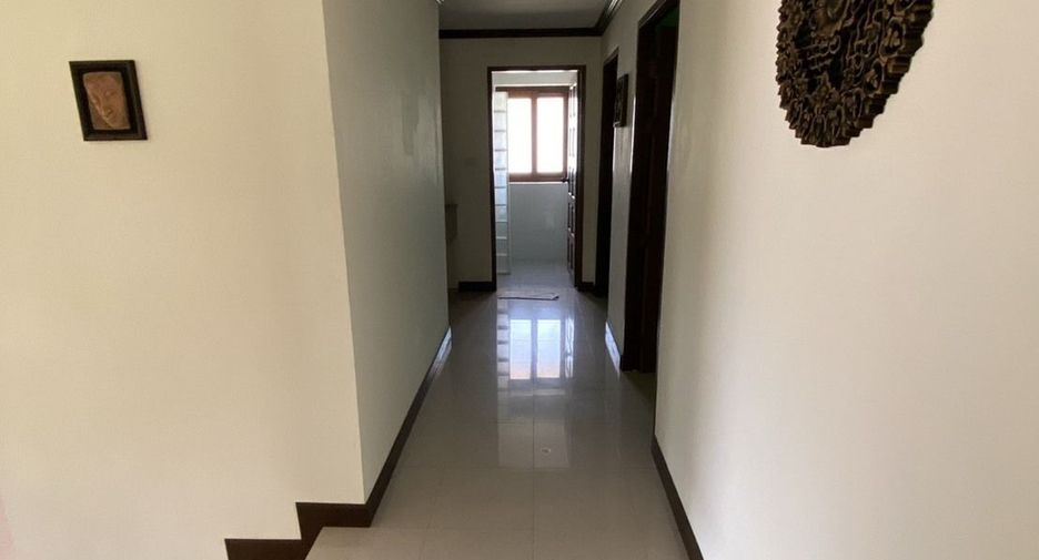 For sale 6 bedrooms villa in Mueang Phuket, Phuket