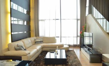 Wohnung zur Miete mit 3 Zimmer in Khlong San, Bangkok