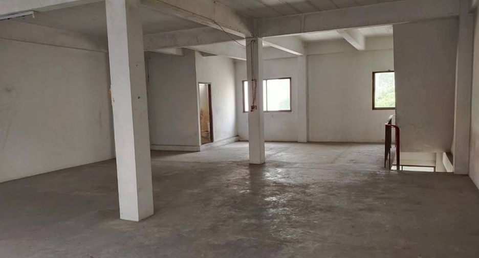 For sale 8 bedrooms retail Space in Bang Kapi, Bangkok