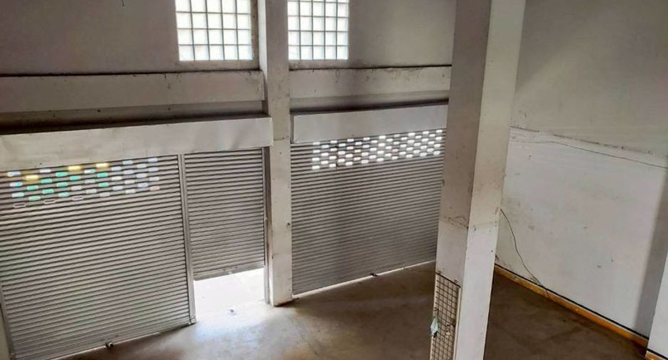 Продажа 8 спальни торговое помещение в Банг Капи, Бангкок