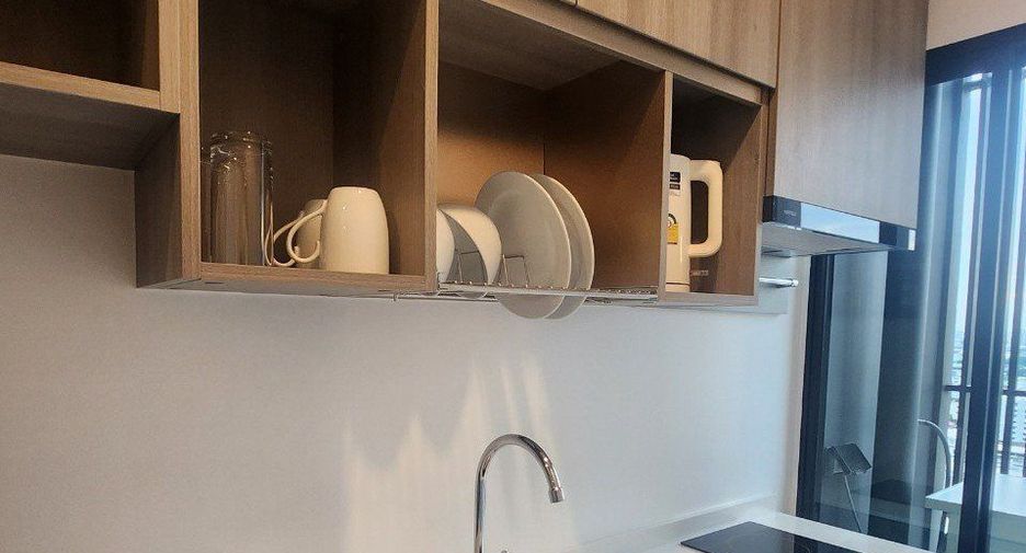 Wohnung zur Miete mit 1 Zimmer in Mueang Samut Prakan, Samut Prakan
