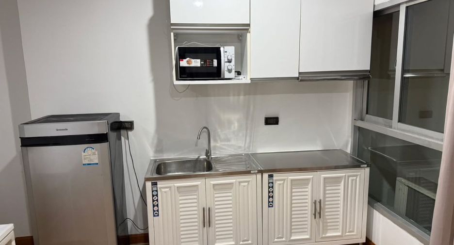 For rent 1 bed condo in Thon Buri, Bangkok