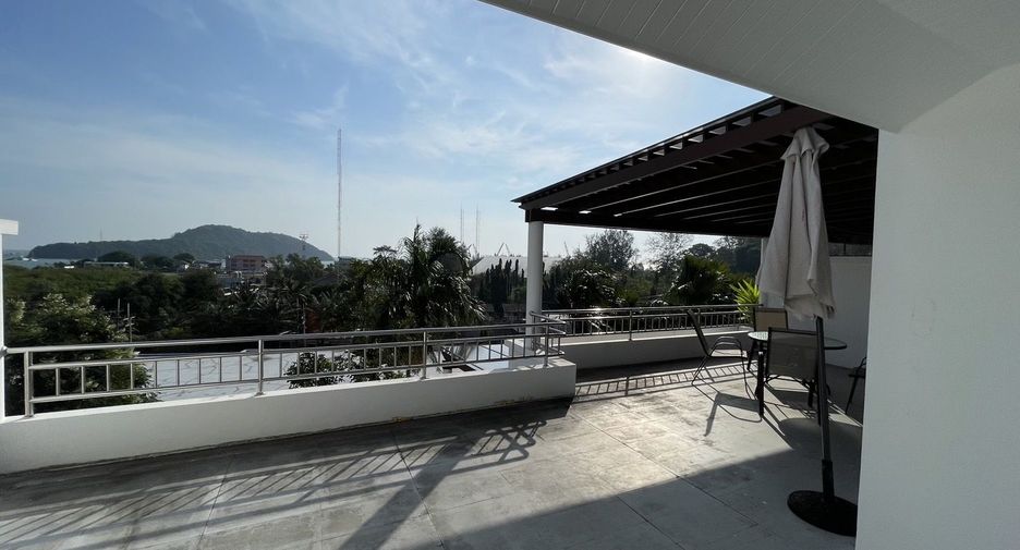 For rent 2 bedrooms condo in Mueang Phuket, Phuket