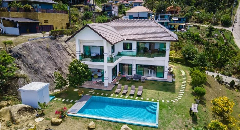 Villa en venta de 4 habitaciones en Mueang Phuket, Phuket