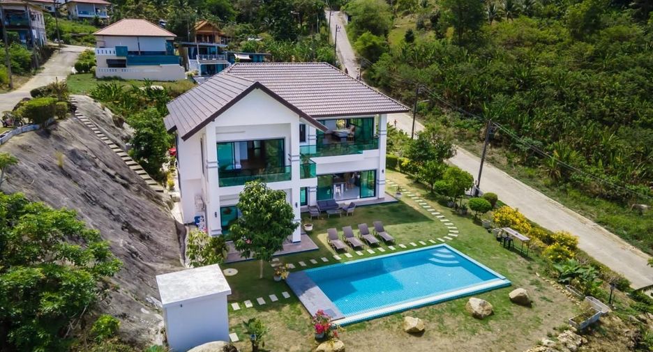 Villa en venta de 4 habitaciones en Mueang Phuket, Phuket