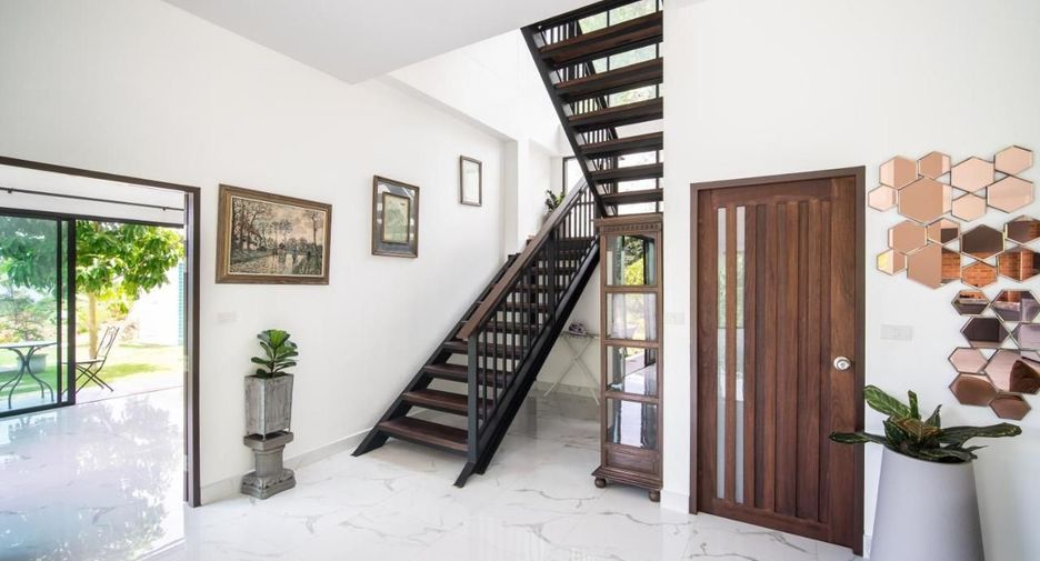 Villa en venta de 4 habitaciones en Mueang Phuket, Phuket