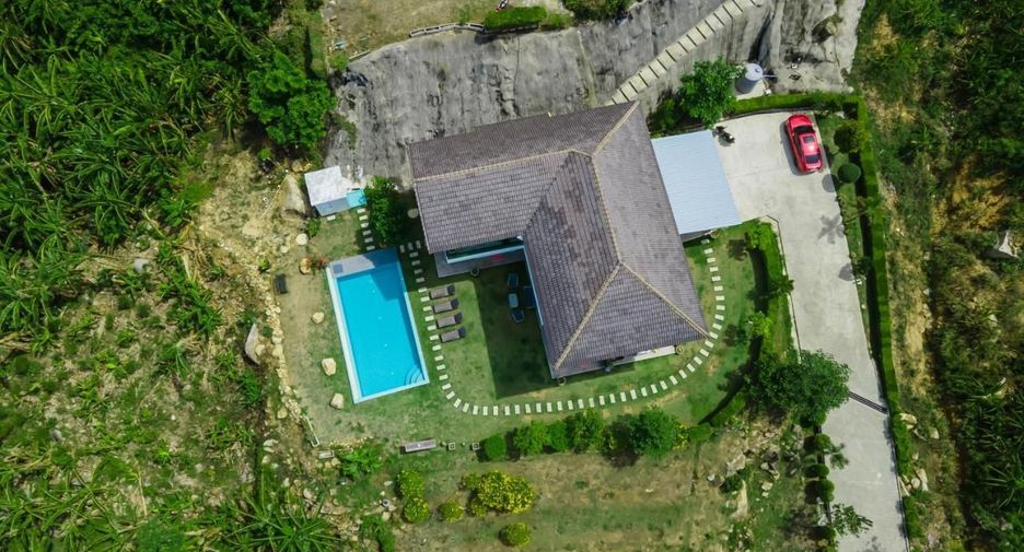 Villa en venta de 4 habitaciones en Mueang Phuket, Phuket
