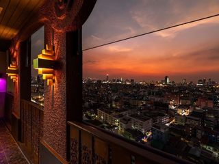 Wohnung zum Kauf mit 3 Zimmer in Huai Khwang, Bangkok