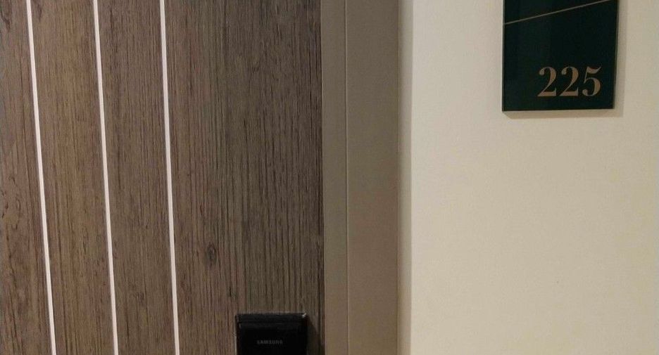 For rent 1 bed condo in Watthana, Bangkok
