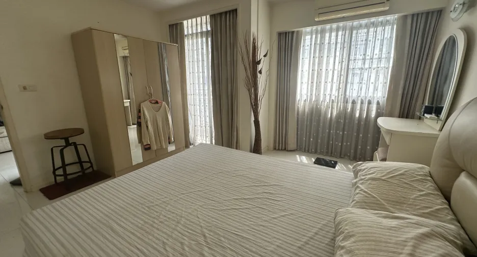 For sale 2 bedrooms condo in Bang Rak, Bangkok
