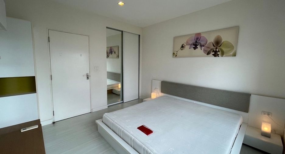 For rent 2 bedrooms condo in Chatuchak, Bangkok
