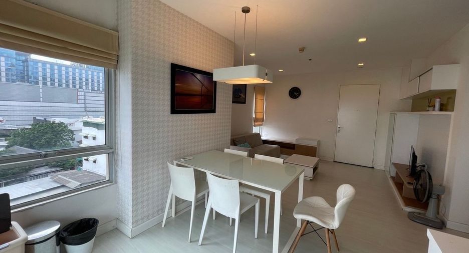 For rent 2 bedrooms condo in Chatuchak, Bangkok