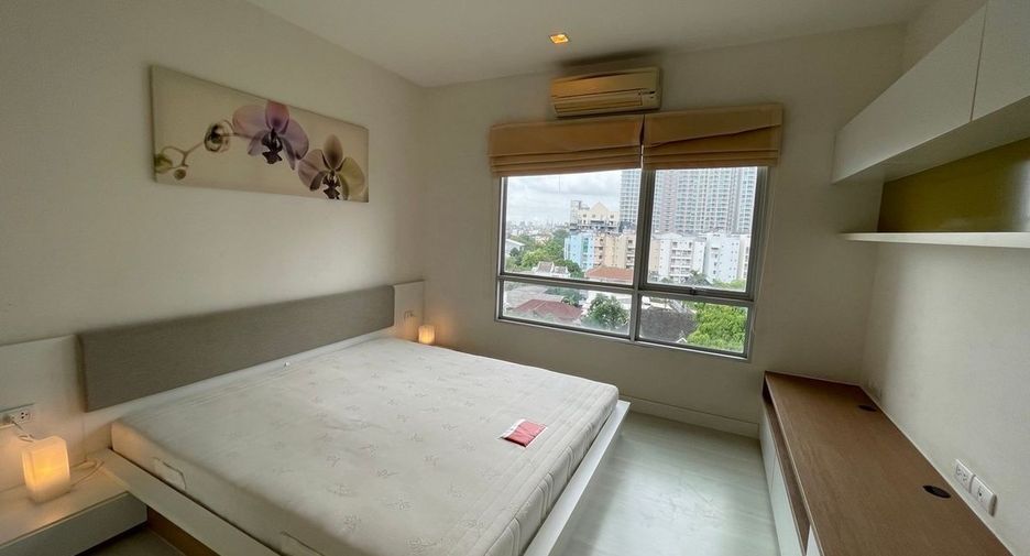 For rent 2 bedrooms condo in Chatuchak, Bangkok
