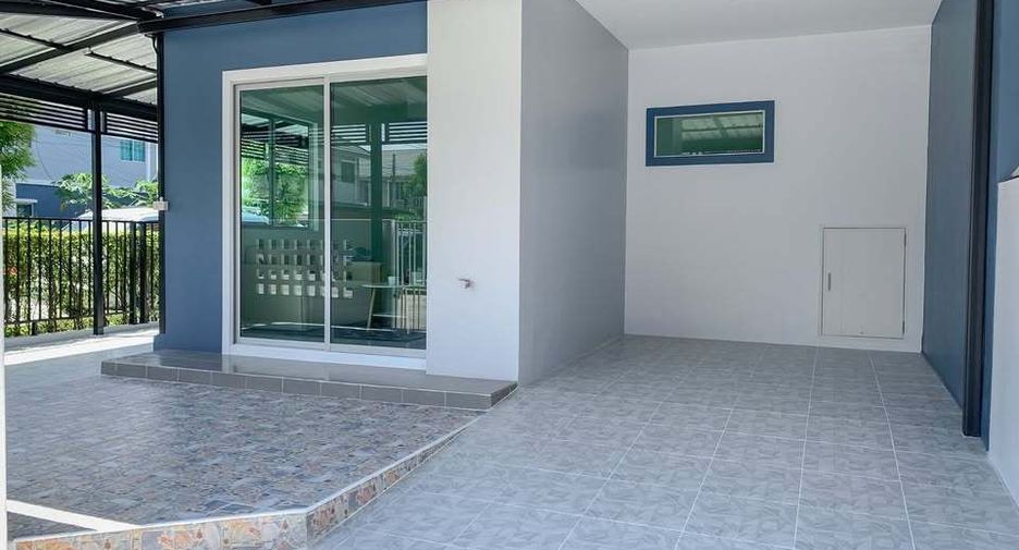 For sale 2 bedrooms townhouse in Bang Phli, Samut Prakan