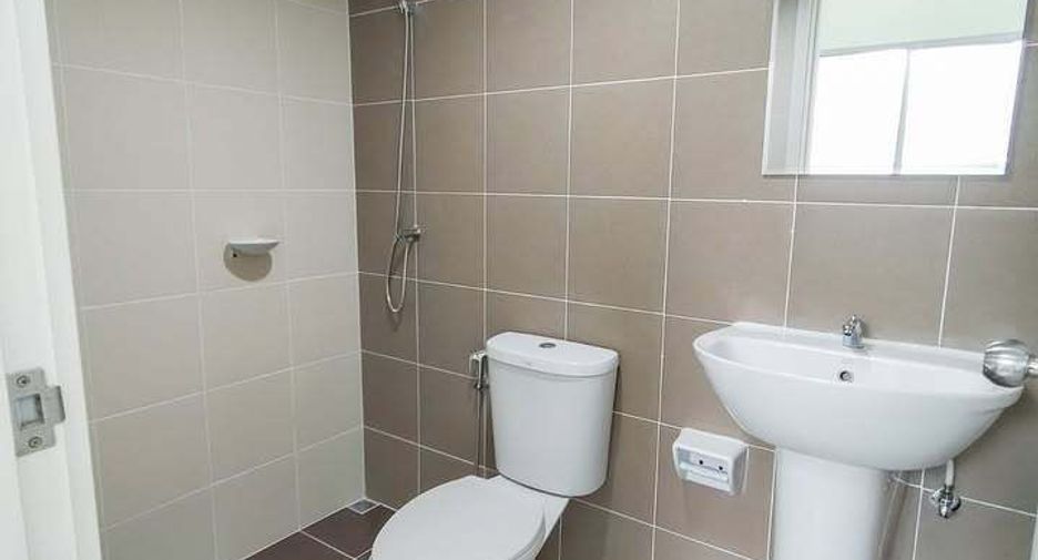 For sale 2 bedrooms townhouse in Bang Phli, Samut Prakan