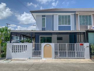 出售 2 卧室 联排别墅 在 Bang Phli, Samut Prakan