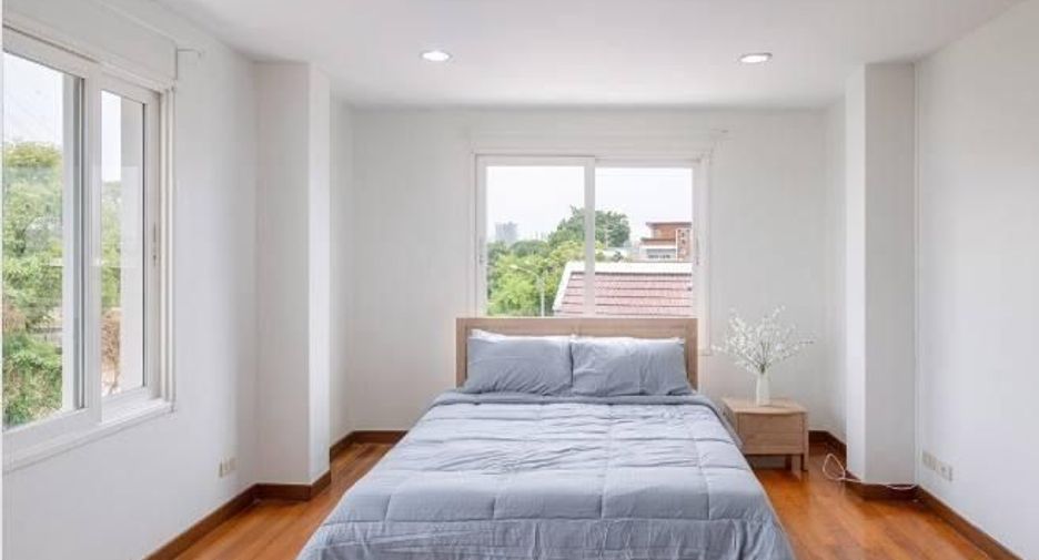 Villa en alquiler de 6 habitaciones en Chatuchak, Bangkok