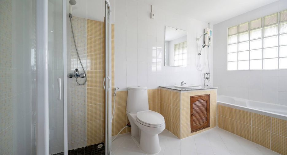 Villa en alquiler de 6 habitaciones en Chatuchak, Bangkok
