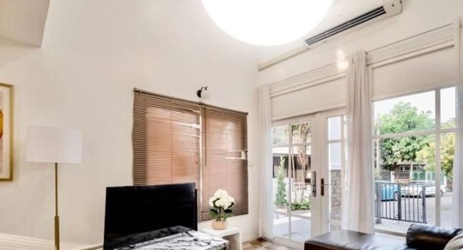 Villa en alquiler de 6 habitaciones en Chatuchak, Bangkok