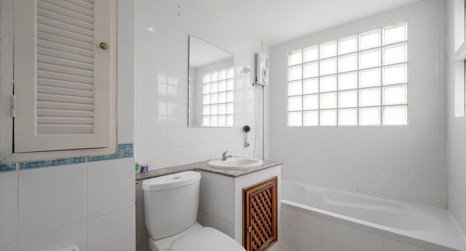 Villa en alquiler de 6 habitaciones en Chatuchak, Bangkok