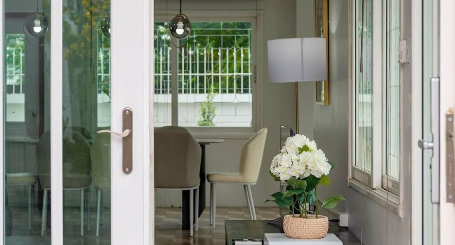 Villa en alquiler de 6 habitaciones en Chatuchak, Bangkok