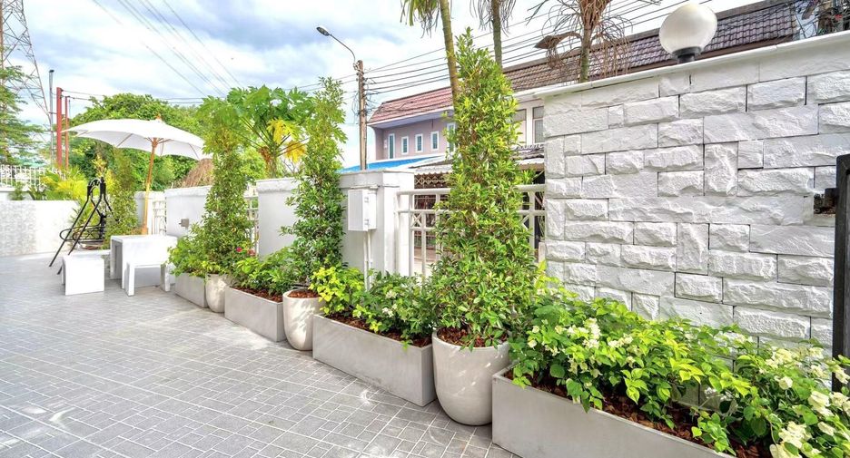 Villa en alquiler de 6 habitaciones en Chatuchak, Bangkok