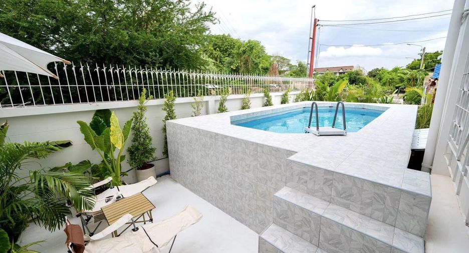 Villa en alquiler de 6 habitaciones en Chatuchak, Bangkok