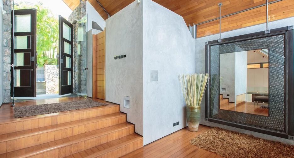 For sale 4 bedrooms villa in Kathu, Phuket