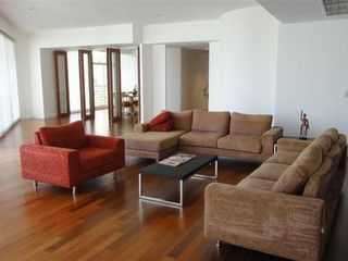 For rent 5 bedrooms condo in Yan Nawa, Bangkok