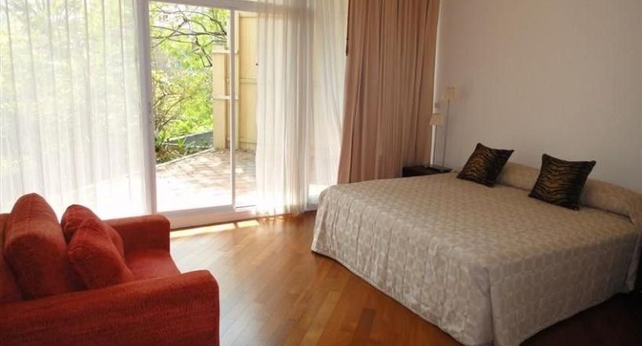 Wohnung zur Miete mit 5 Zimmer in Yan Nawa, Bangkok