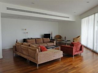 For rent 5 bedrooms condo in Yan Nawa, Bangkok