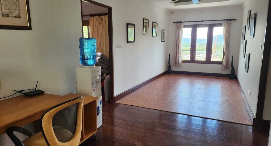 For rent 6 bedrooms villa in Thalang, Phuket