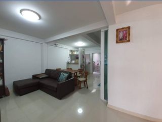 Reihenhaus zum Kauf mit 3 Zimmer in Phasi Charoen, Bangkok