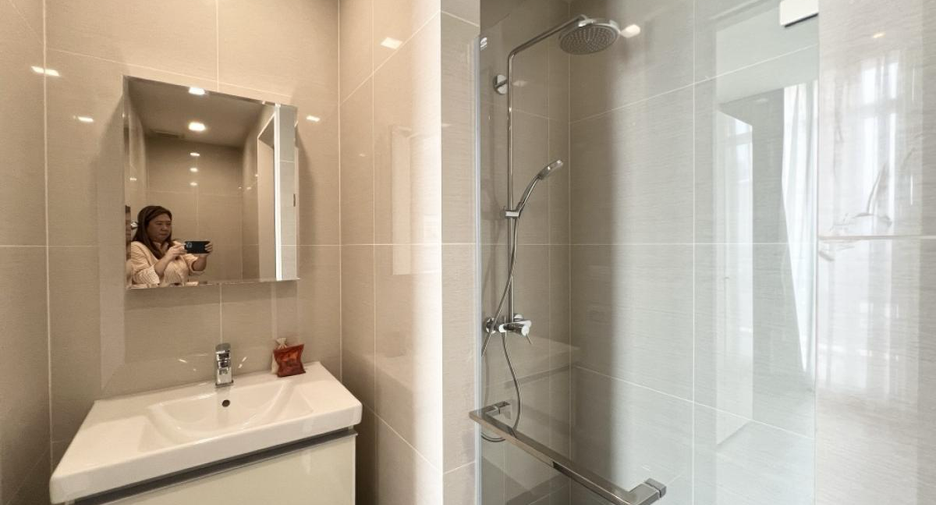 For sale 2 bedrooms condo in Khlong Toei, Bangkok