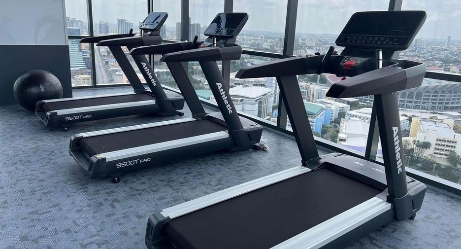 For rent 1 bed condo in Bang Kapi, Bangkok