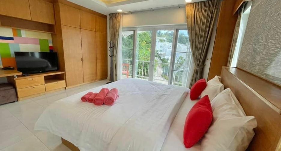 For rent 2 bedrooms townhouse in Mueang Phuket, Phuket