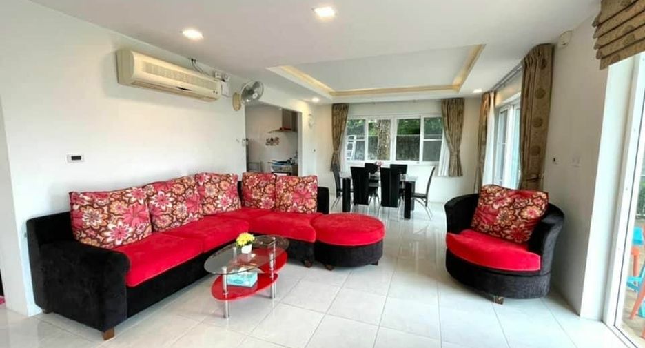 For rent 2 bedrooms townhouse in Mueang Phuket, Phuket