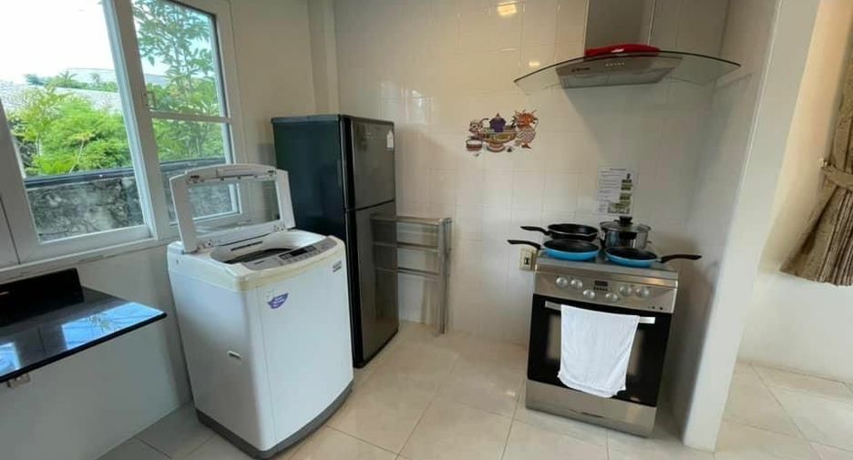 For rent 2 bedrooms townhouse in Mueang Phuket, Phuket